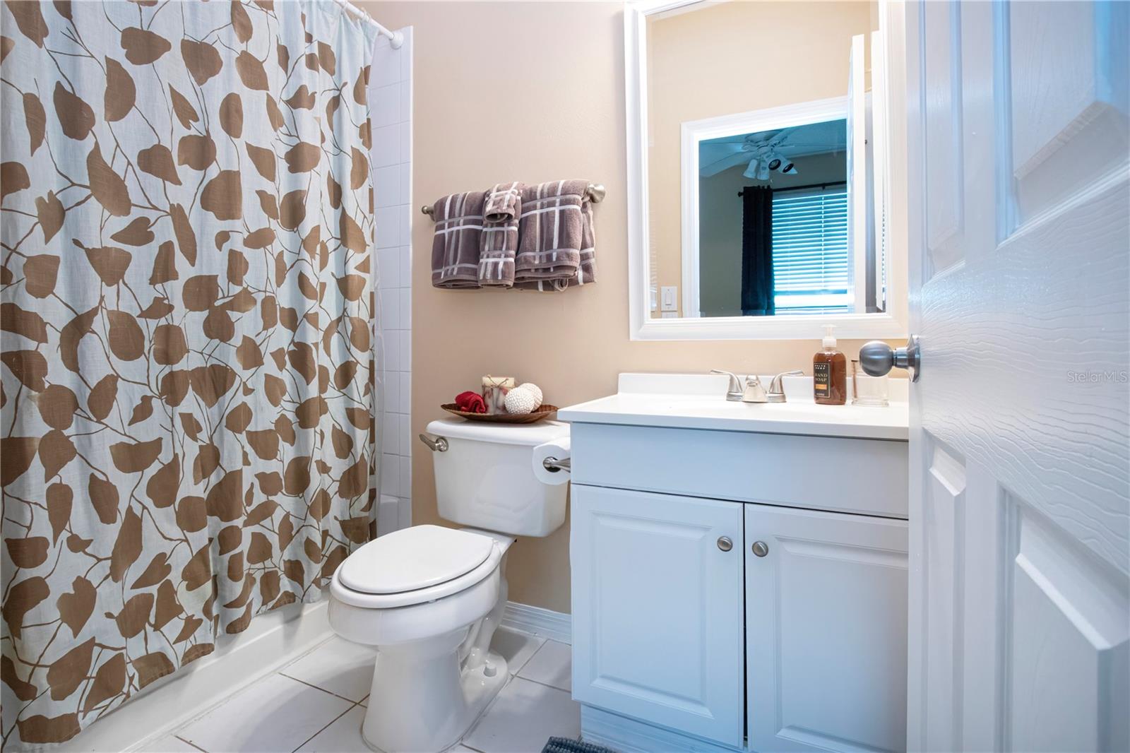 5711 Bentgrass Dr #19-202, Sarasota, FL 34235 — photo 22 of 59