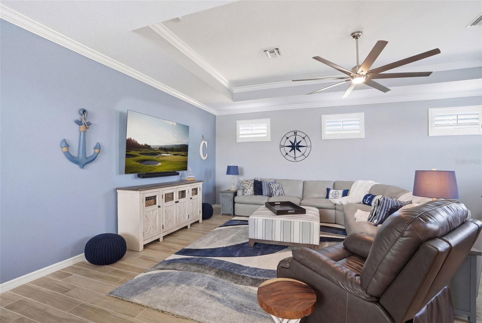 upstairs bonus room