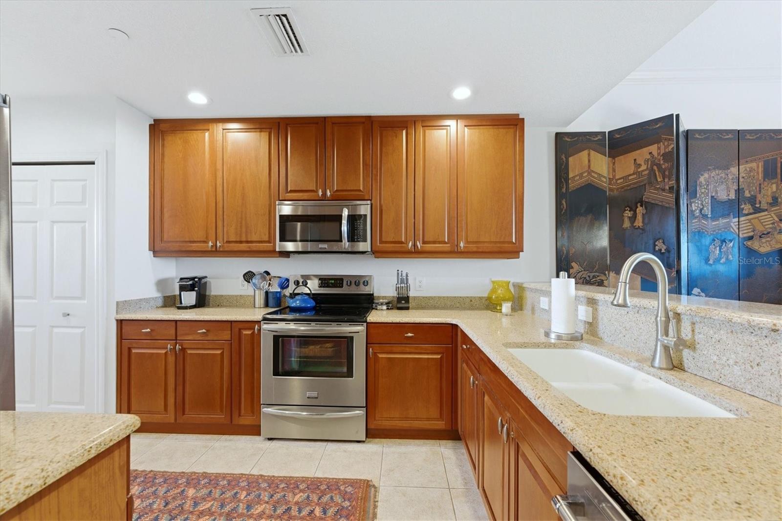 5531 Cannes Cir #603, Sarasota, FL 34231 — photo 17 of 61