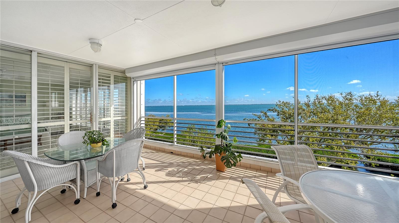 2410 Harbourside Dr #142, Longboat Key, FL 34228 — photo 27 of 54
