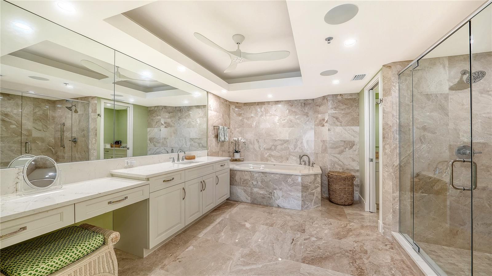 2410 Harbourside Dr #142, Longboat Key, FL 34228 — photo 31 of 54