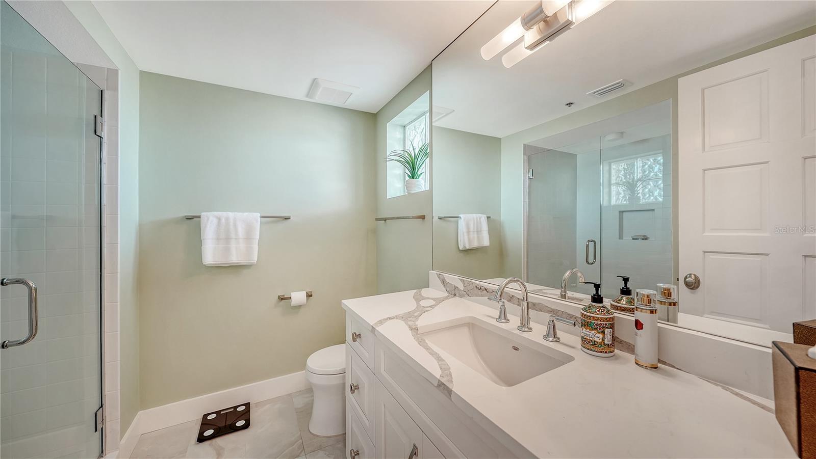 2410 Harbourside Dr #142, Longboat Key, FL 34228 — photo 37 of 54