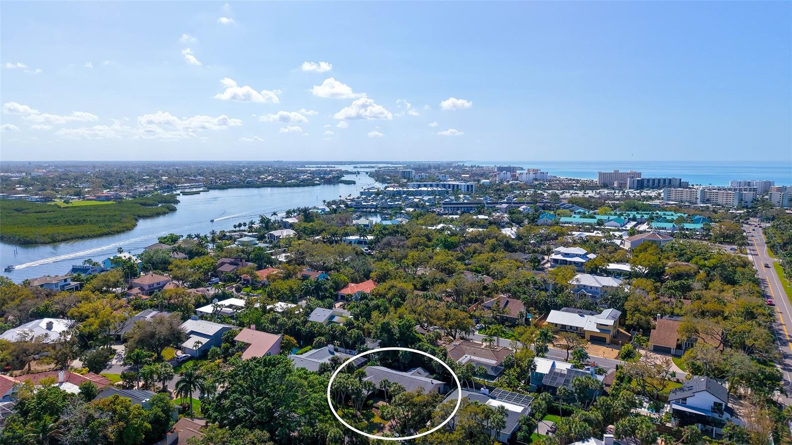 5345 Siesta Ct, Sarasota, FL 34242 — photo 29 of 41