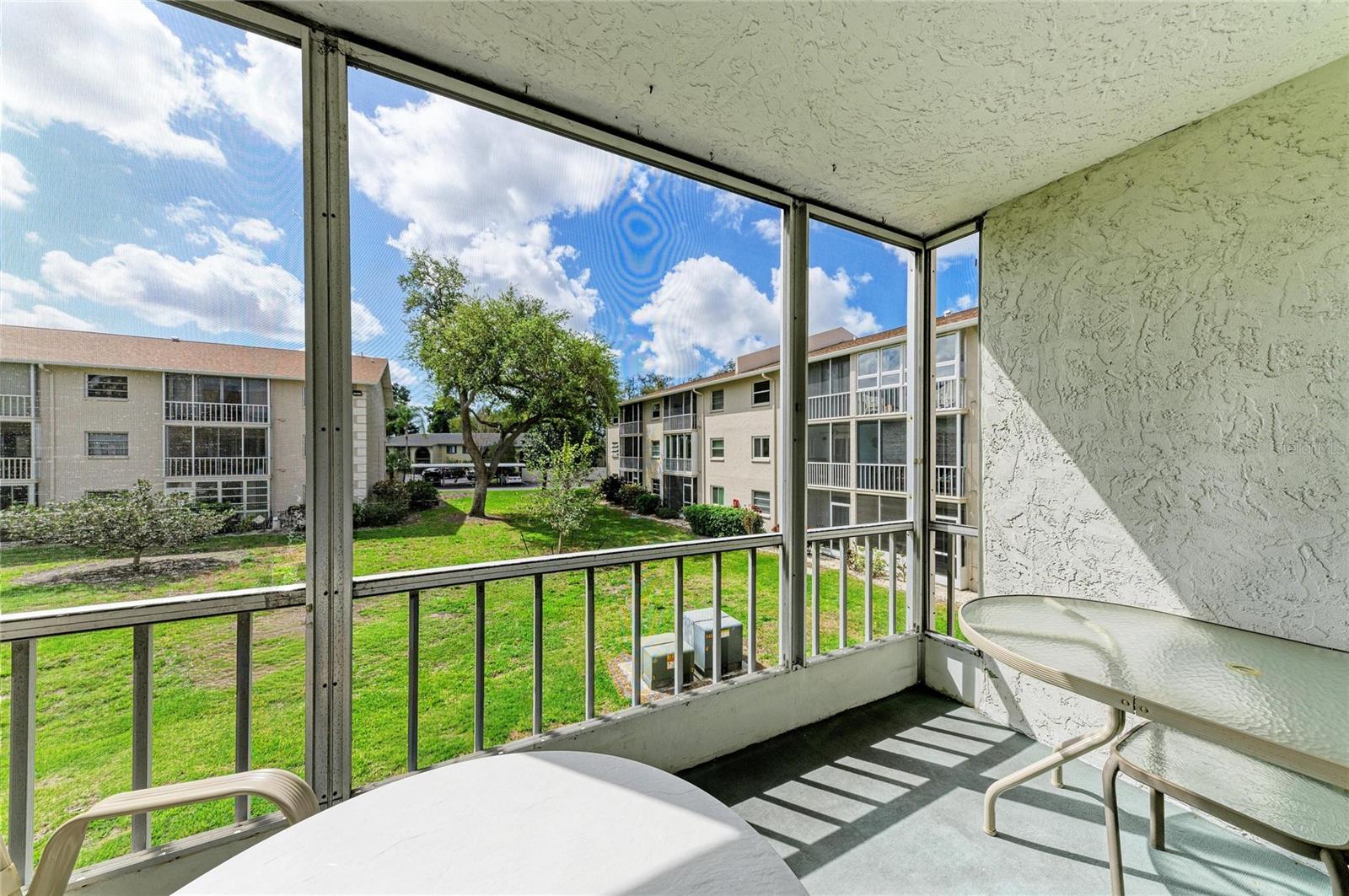3983 Maceachen Blvd #424, Sarasota, FL 34233 — photo 11 of 40