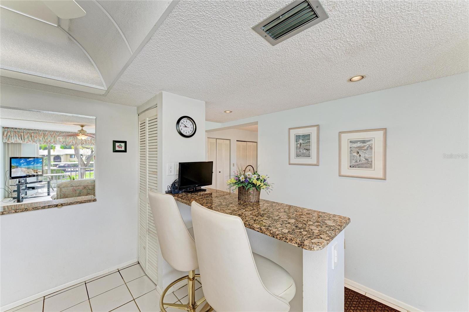 3983 Maceachen Blvd #424, Sarasota, FL 34233 — photo 16 of 40