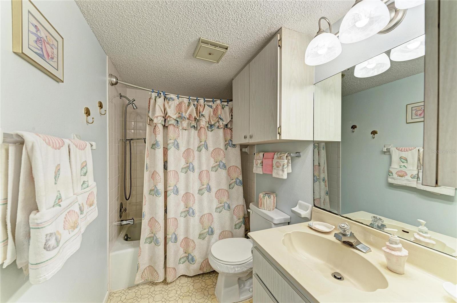 3983 Maceachen Blvd #424, Sarasota, FL 34233 — photo 30 of 40