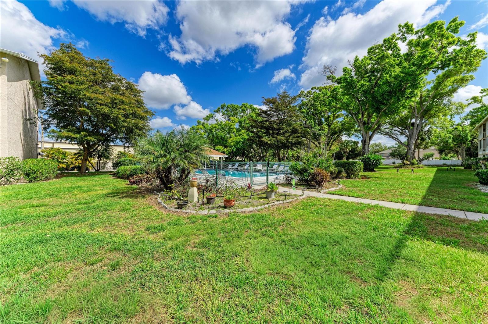 3983 Maceachen Blvd #424, Sarasota, FL 34233 — photo 36 of 40
