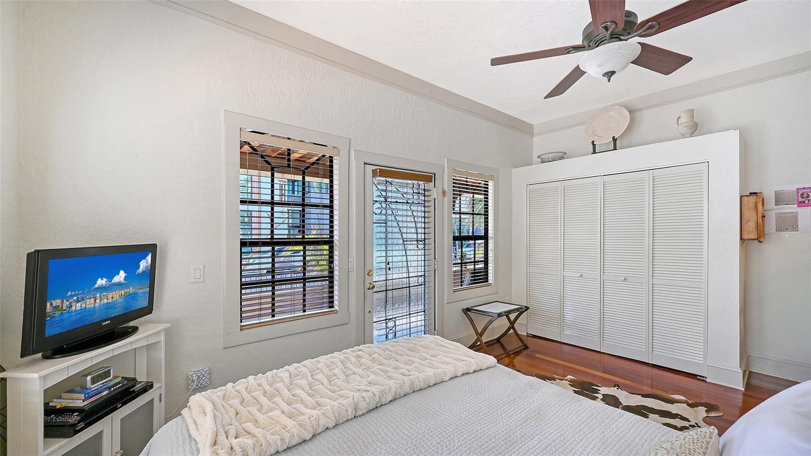 1563 4th St, Sarasota, FL 34236 — photo 31 of 63