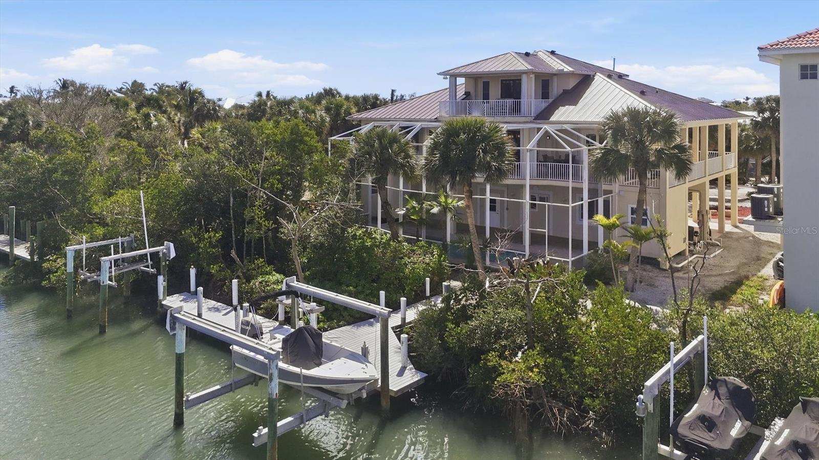65 Palm Dr, Placida, FL 33946 — photo 5 of 55