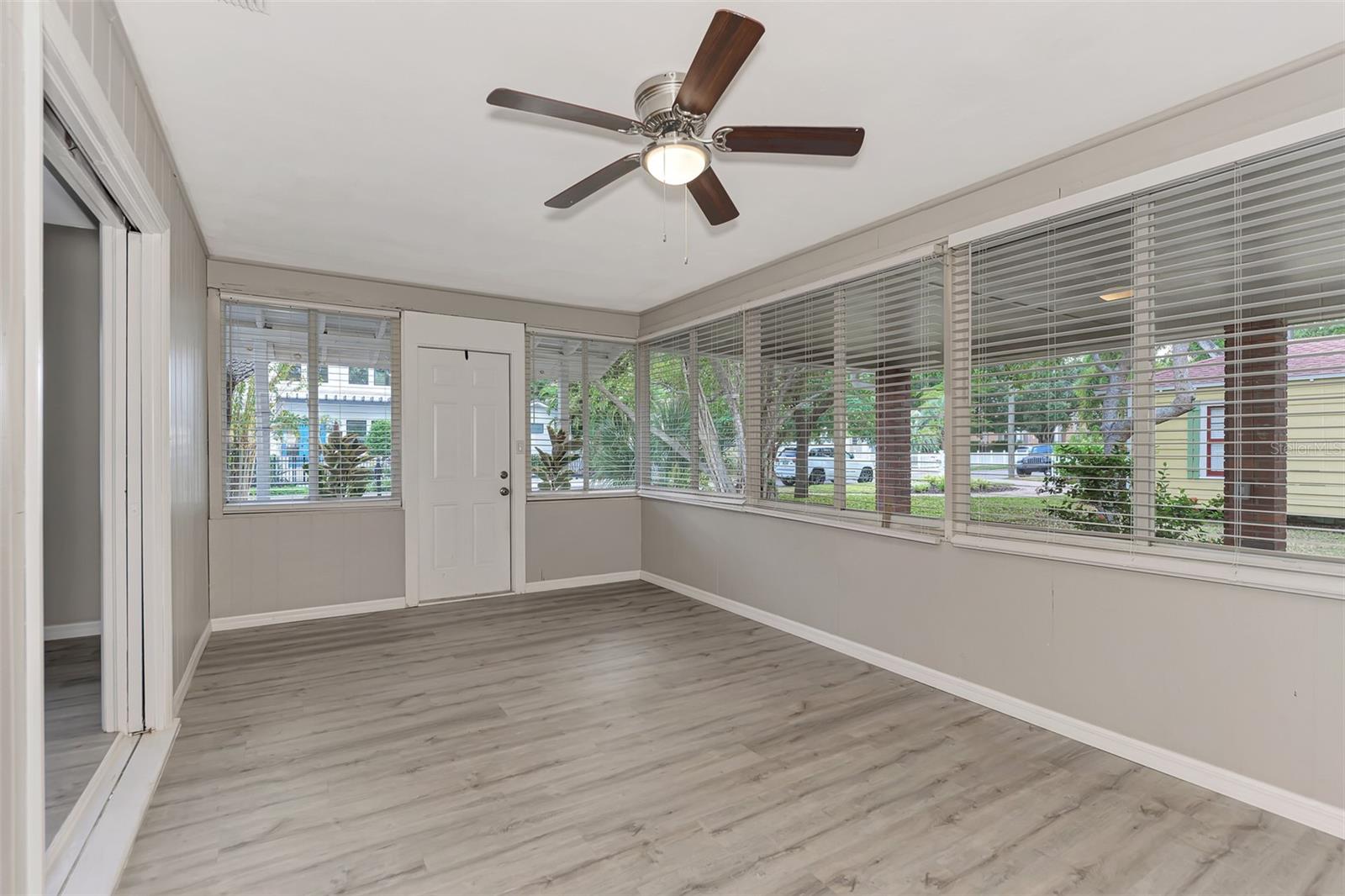 1891 Prospect St, Sarasota, FL 34239 — photo 20 of 29