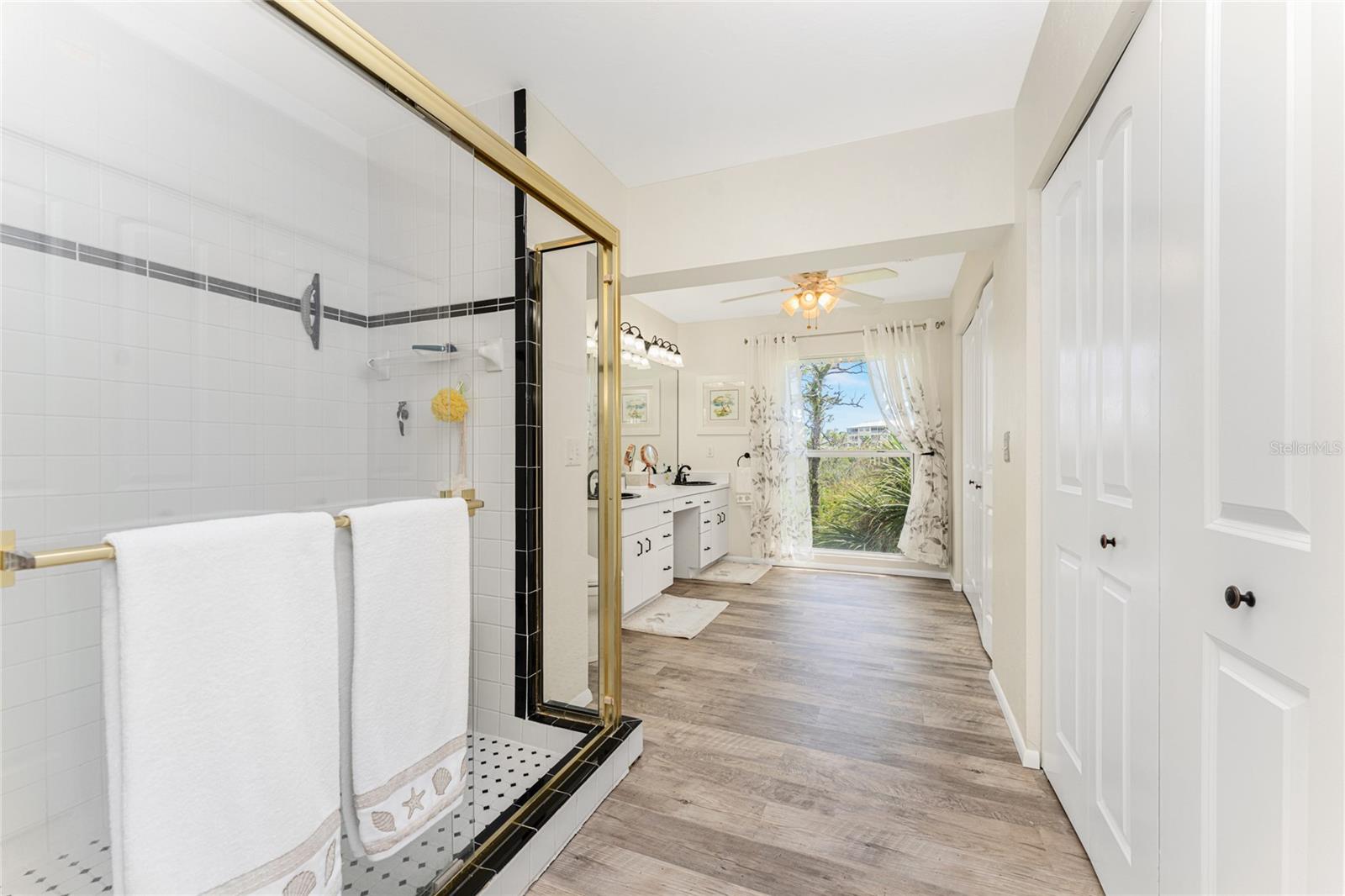 Primary bath