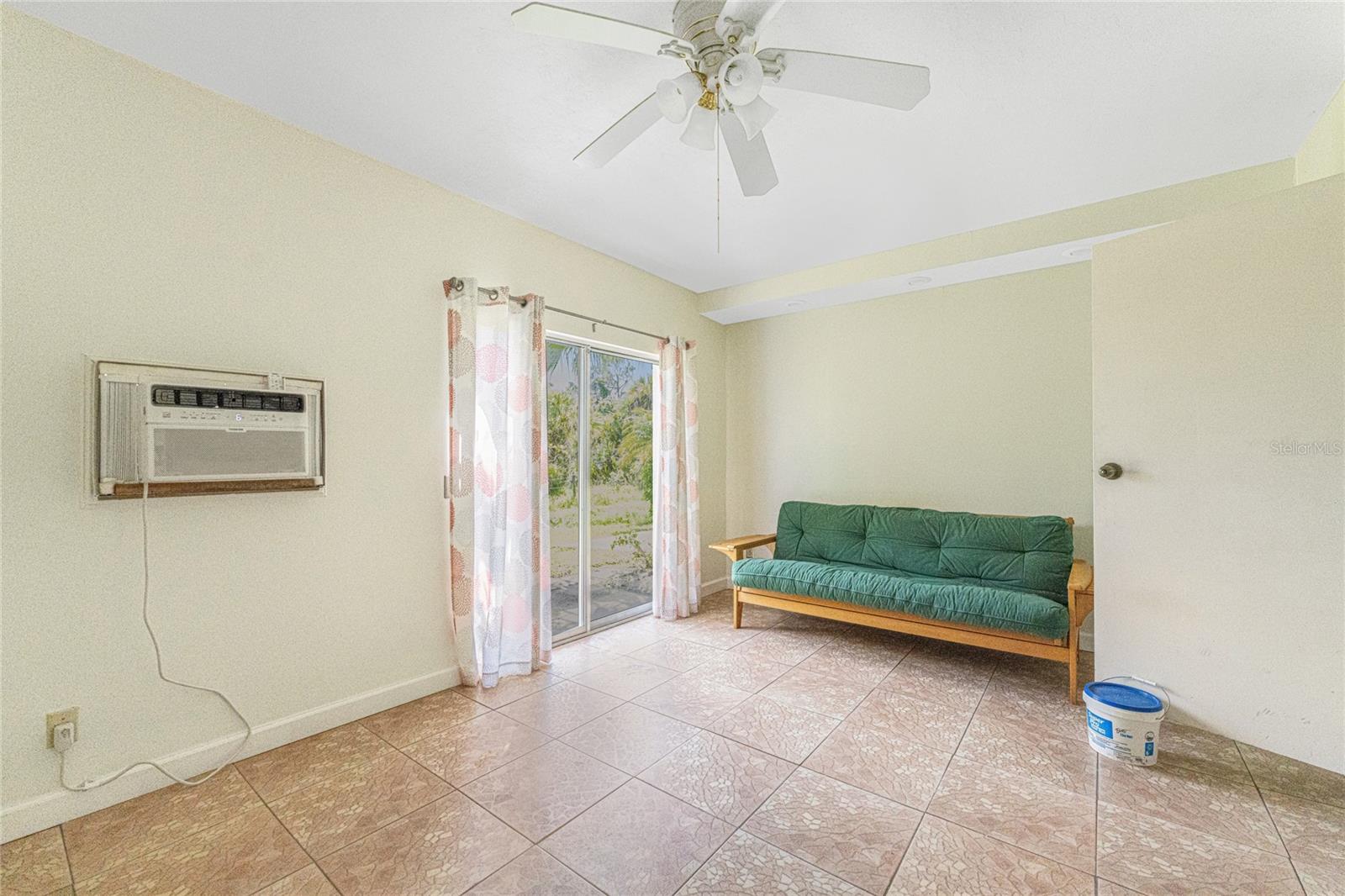 bonus room behind garage