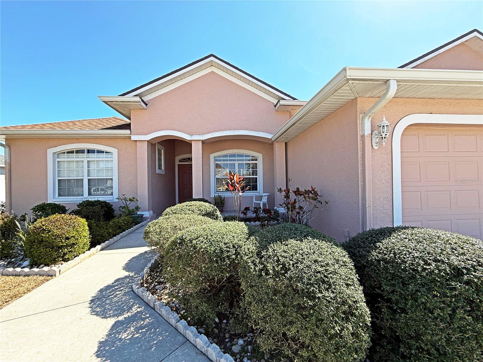 9011 Province St, Sarasota, FL 34240 — photo 4 of 42