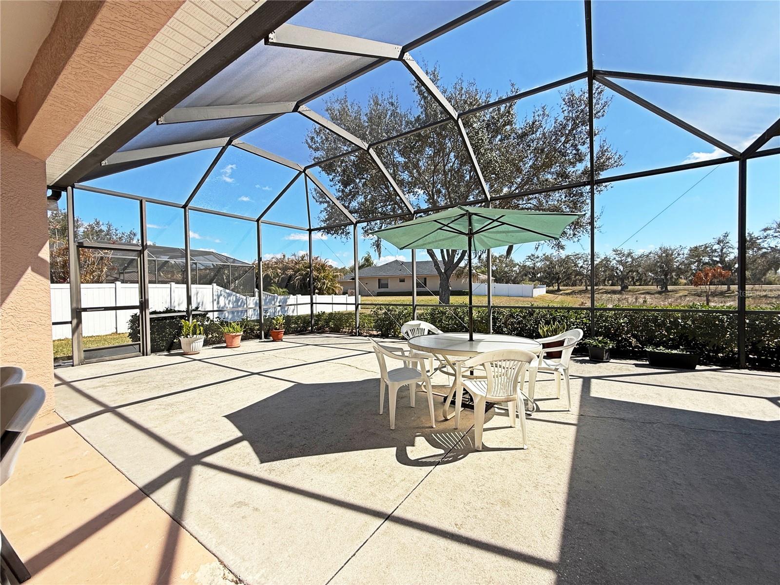 9011 Province St, Sarasota, FL 34240 — photo 38 of 42