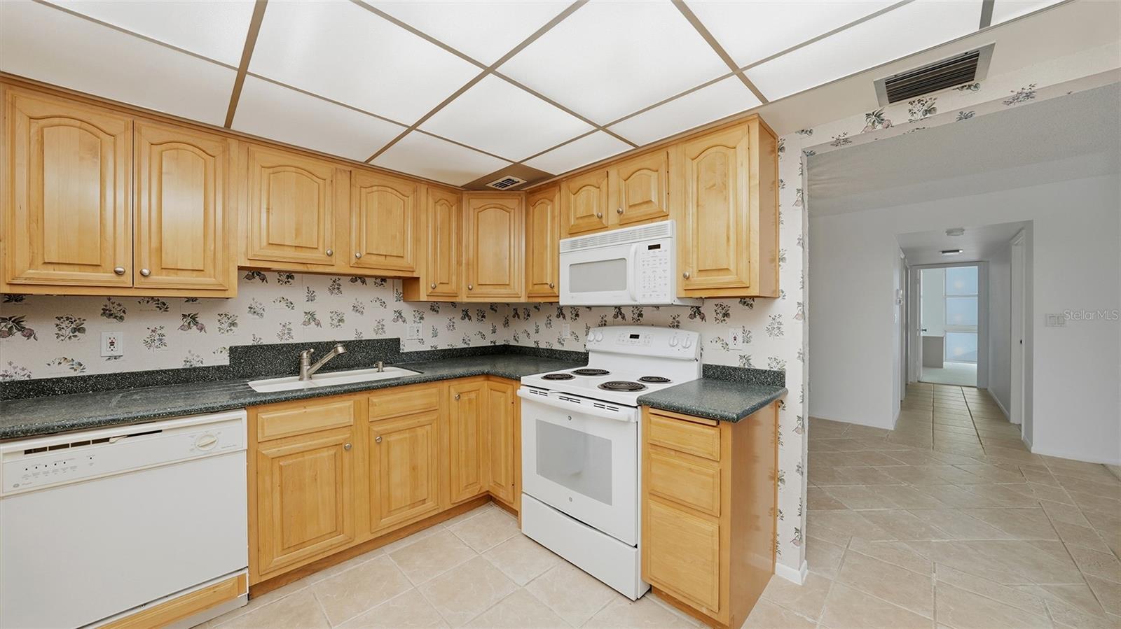 2301 Gulf of Mexico Dr #43N, Longboat Key, FL 34228 — photo 17 of 62