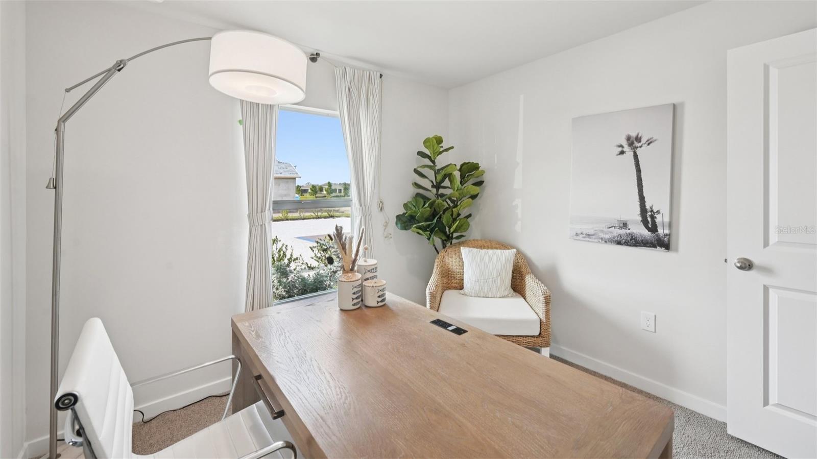 MODEL HOME