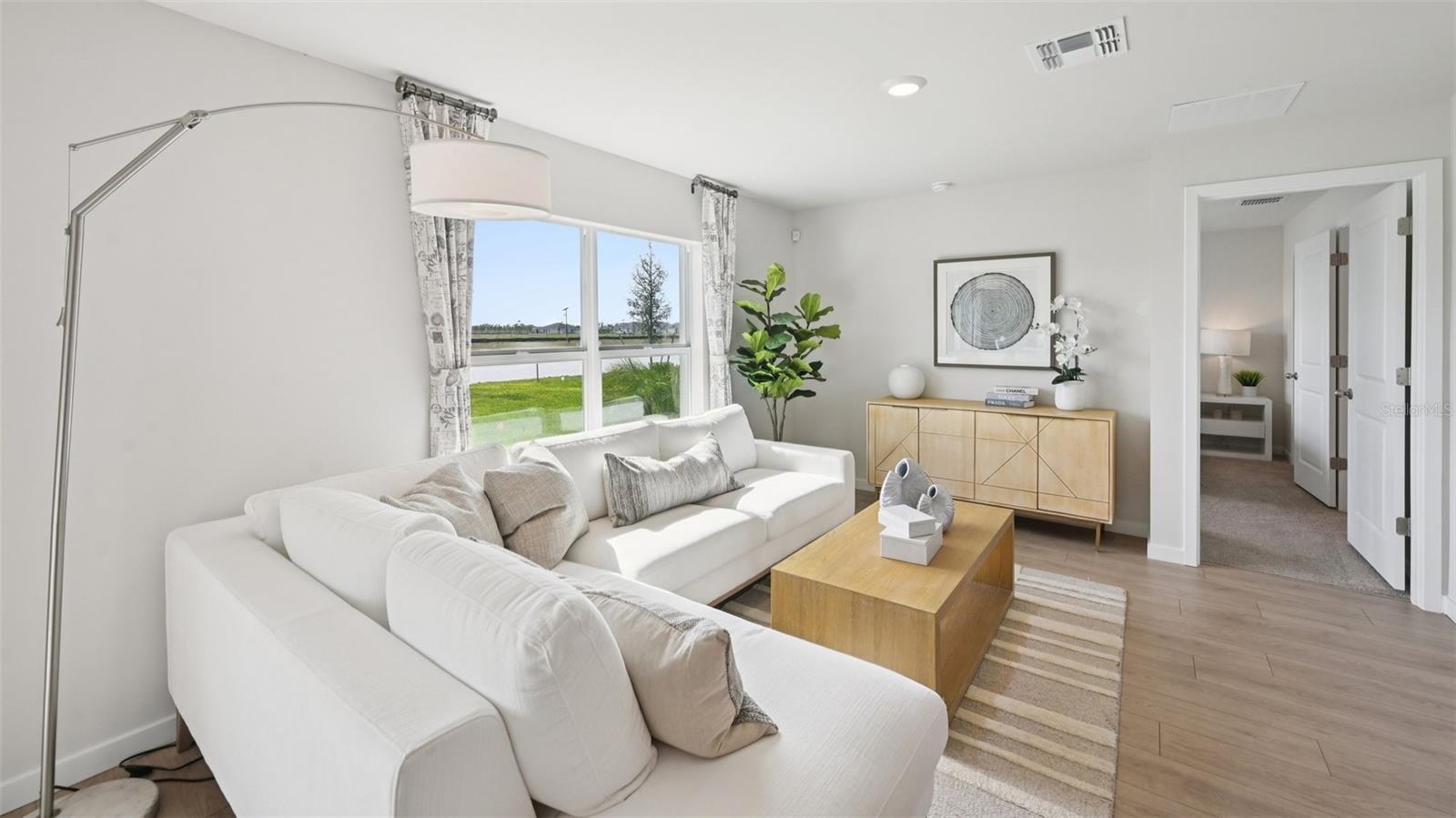 MODEL HOME