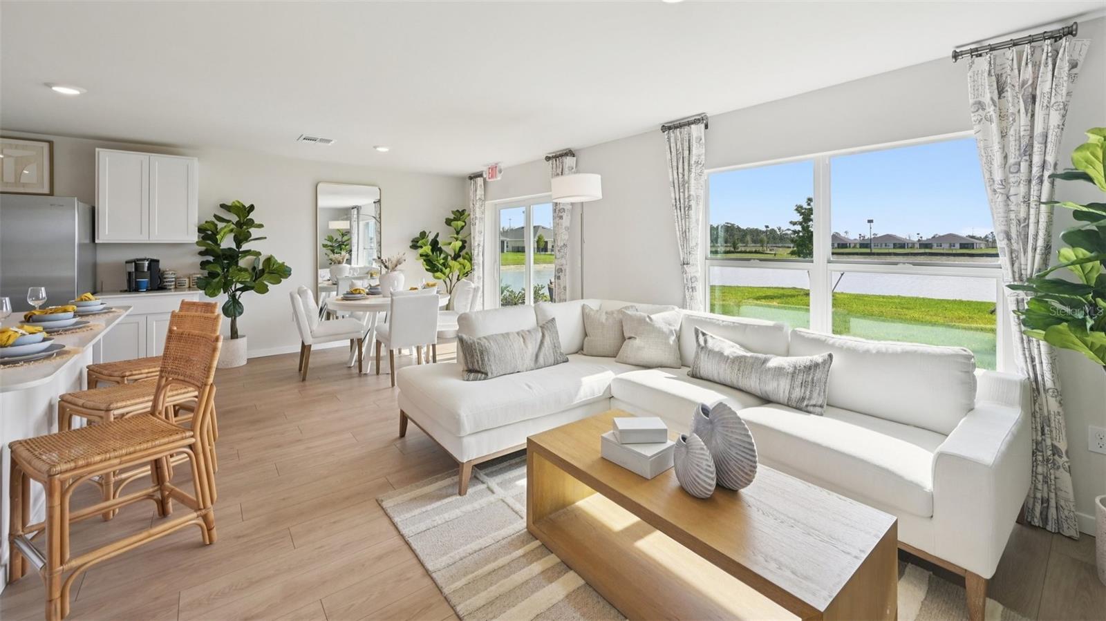 MODEL HOME