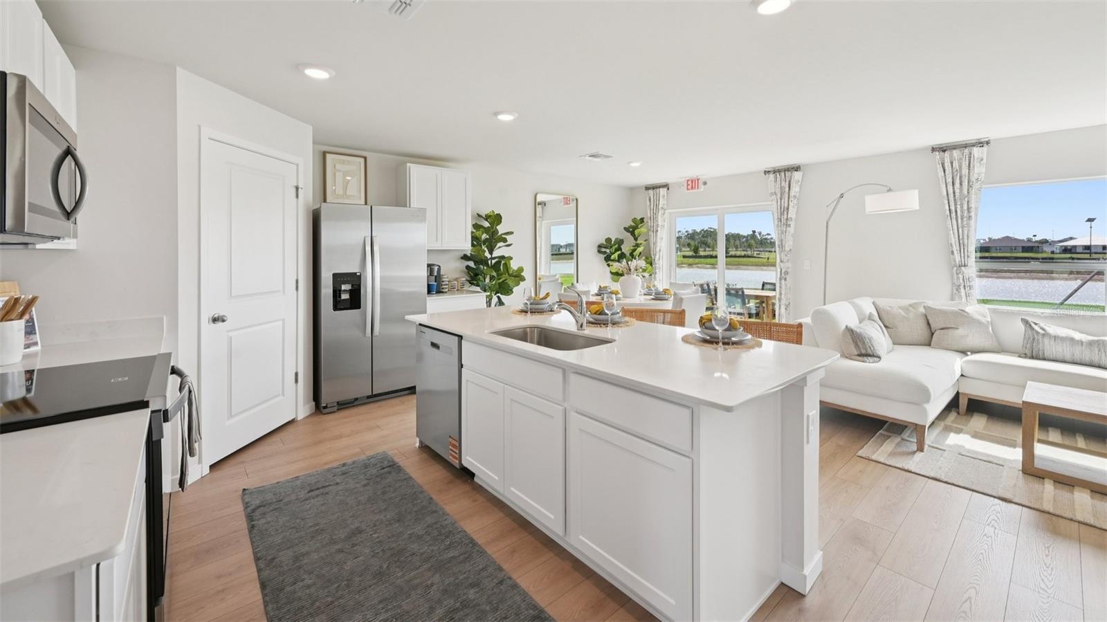 MODEL HOME