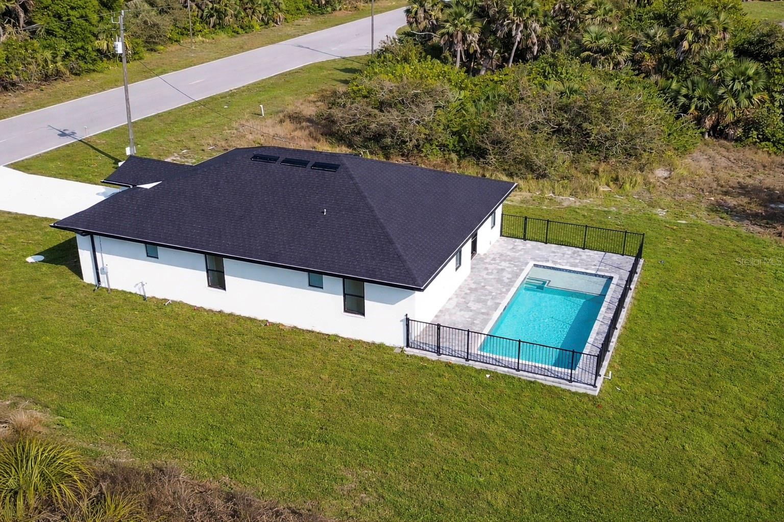 336 Sunset Rd, Rotonda West, FL 33947 — photo 3 of 65
