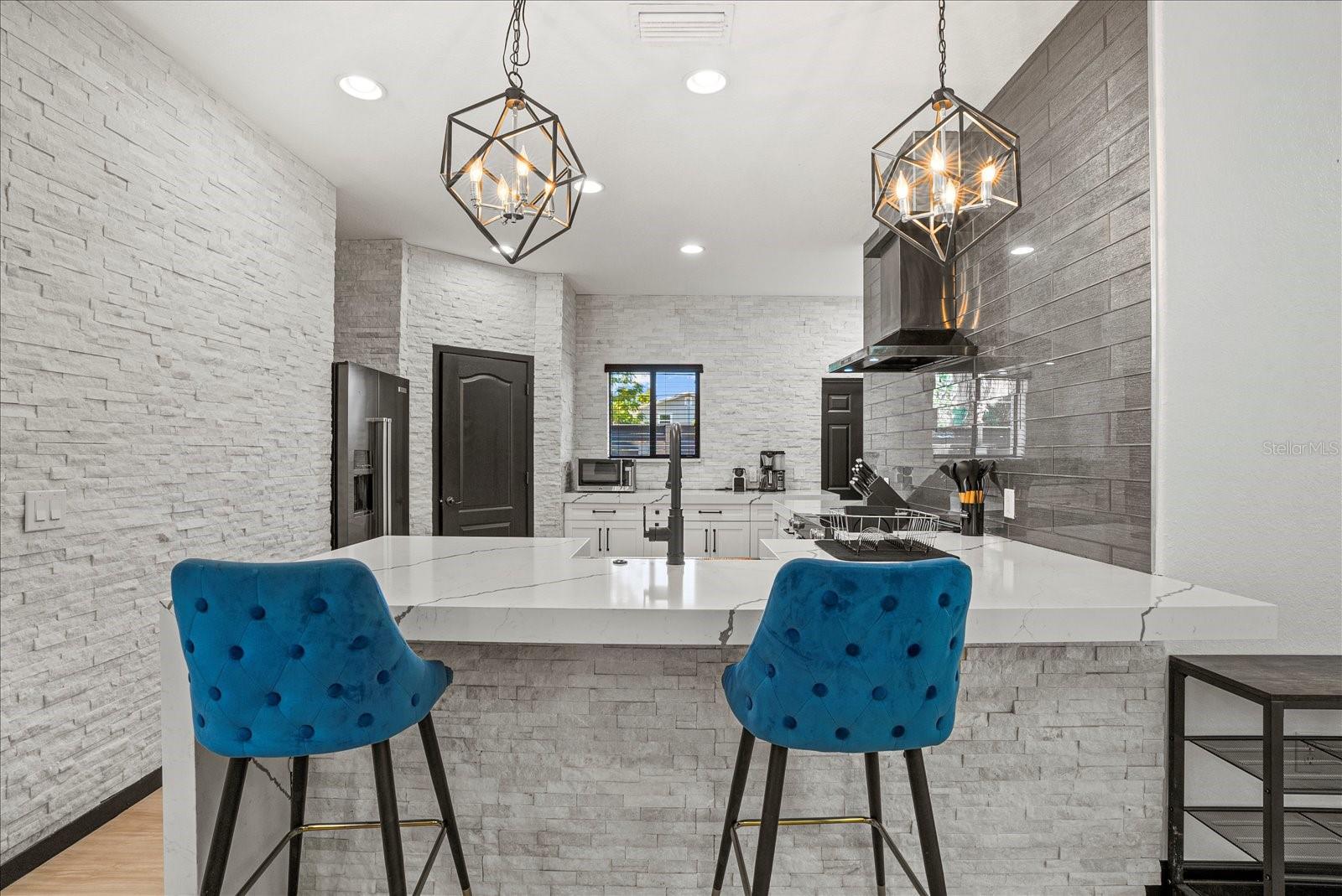 1185 S Shade Ave, Sarasota, FL 34237 — photo 12 of 39