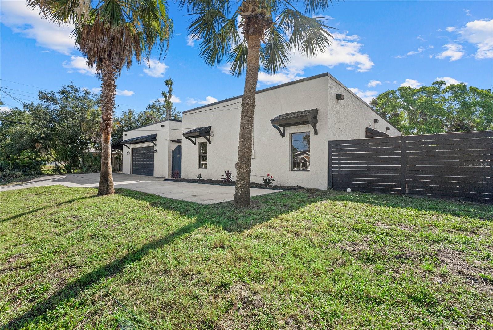 1185 S Shade Ave, Sarasota, FL 34237 — photo 33 of 39