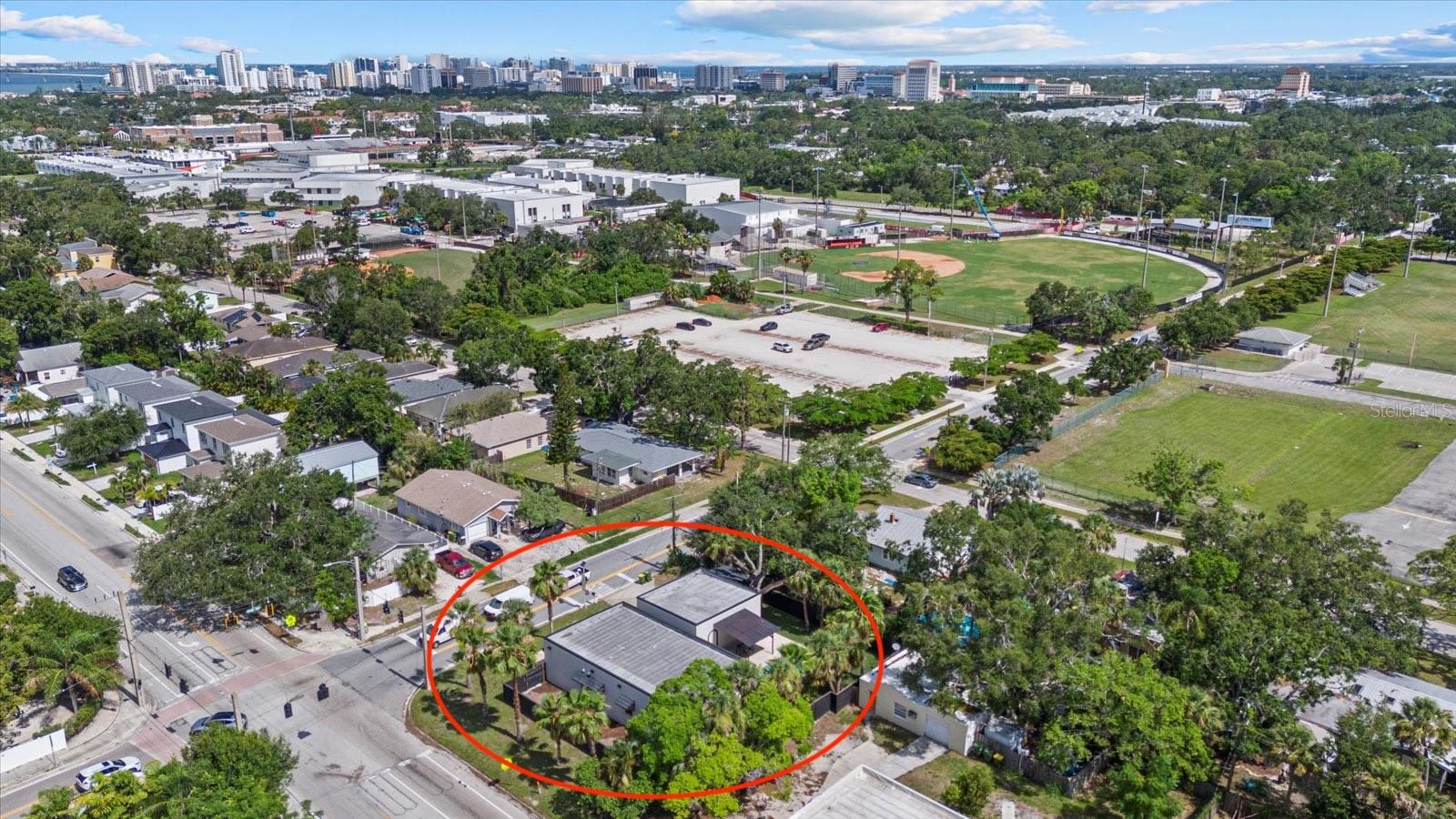 1185 S Shade Ave, Sarasota, FL 34237 — photo 37 of 39