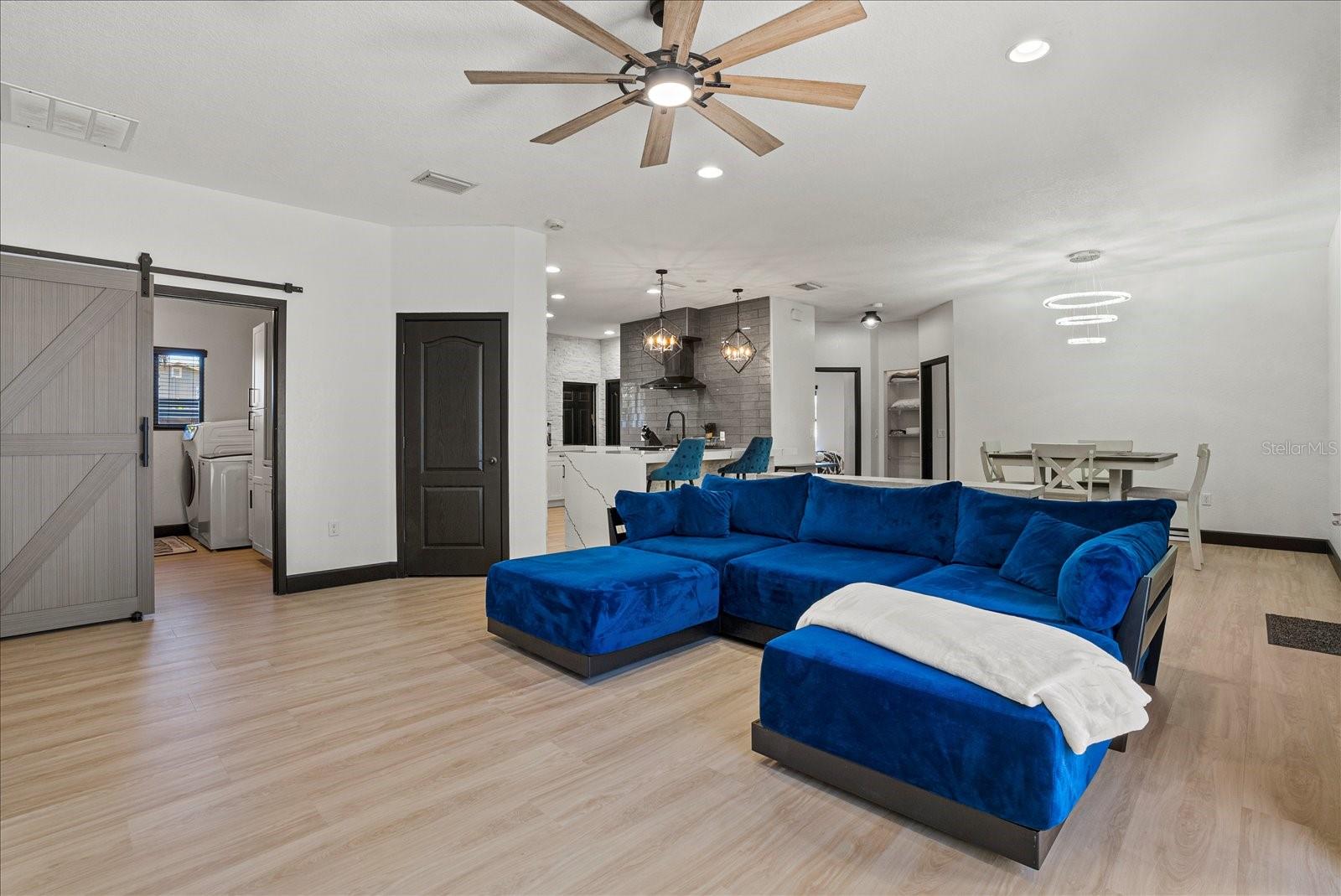 1185 S Shade Ave, Sarasota, FL 34237 — photo 9 of 39