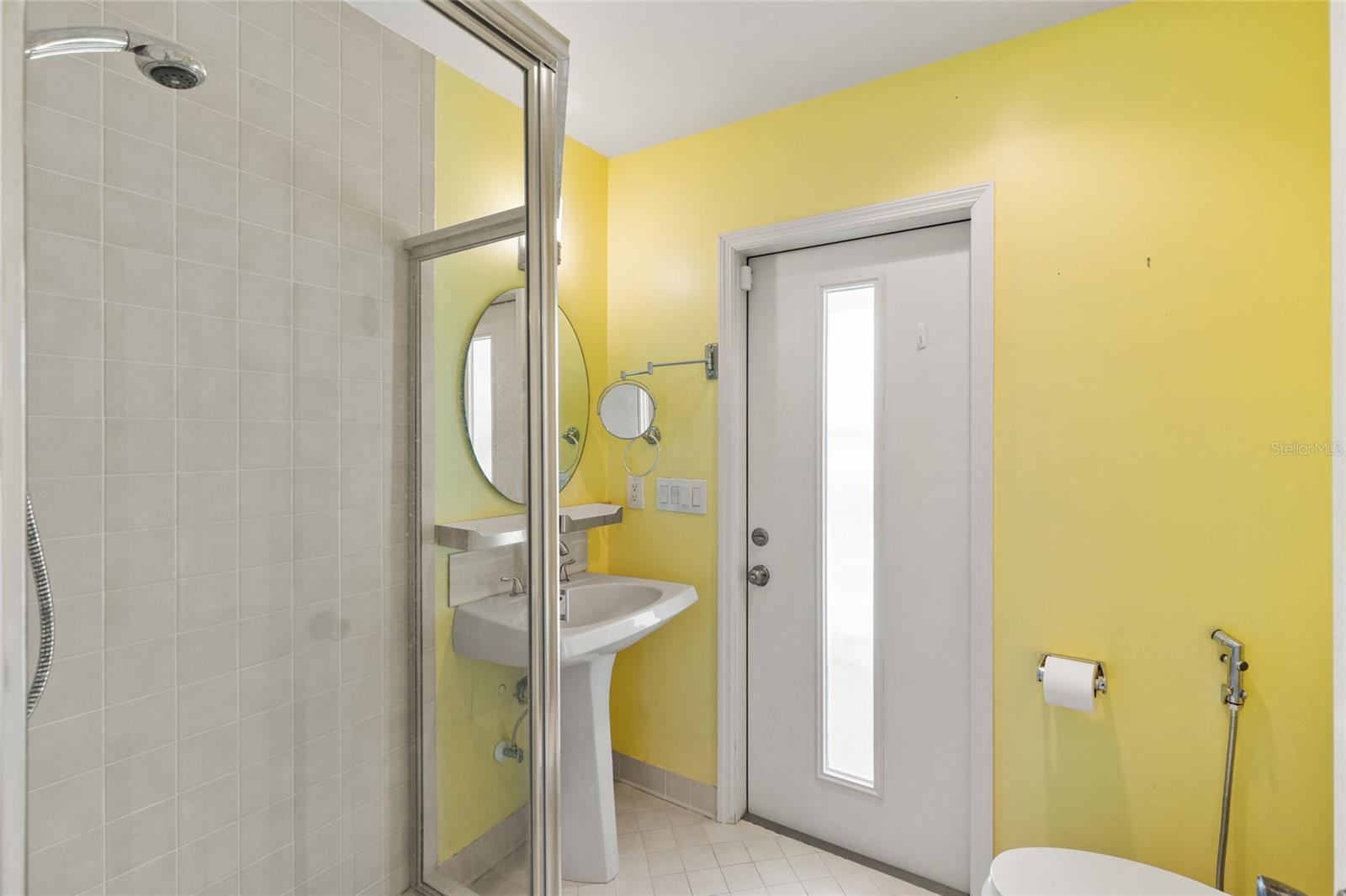 1009 Kings Ct, Venice, FL 34293 — photo 18 of 25