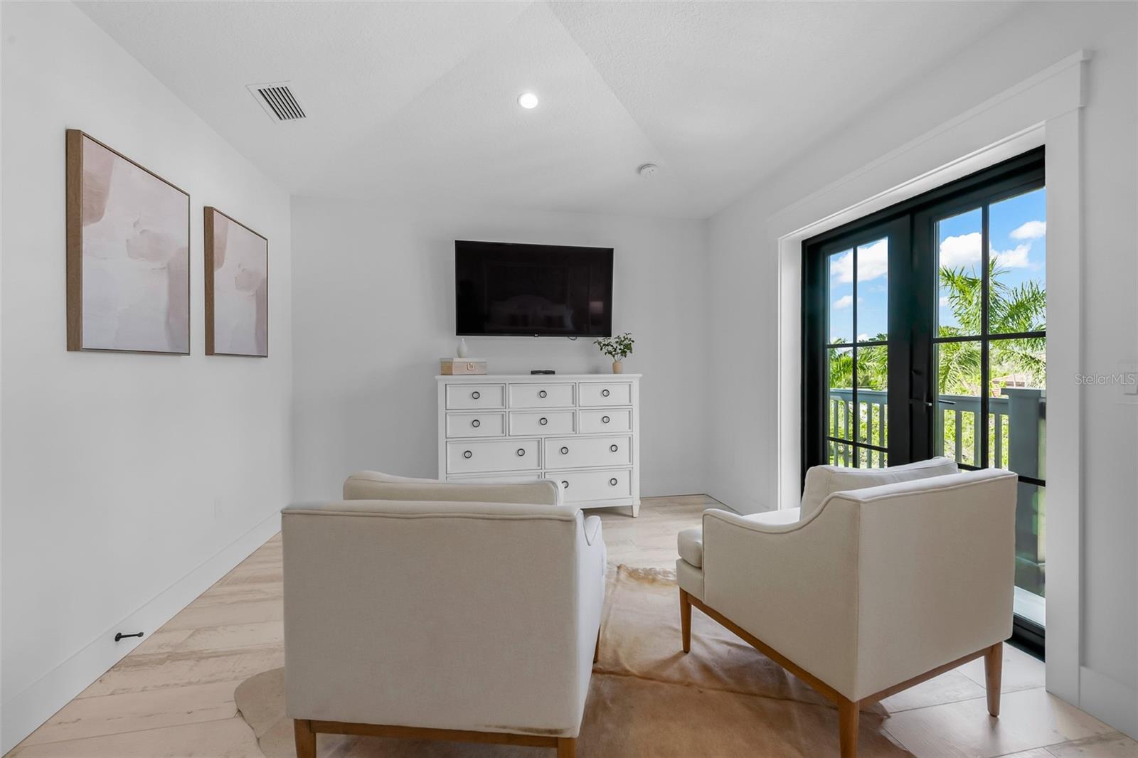 128 Fillmore Sarasota FL 34236  MLS# A4686935