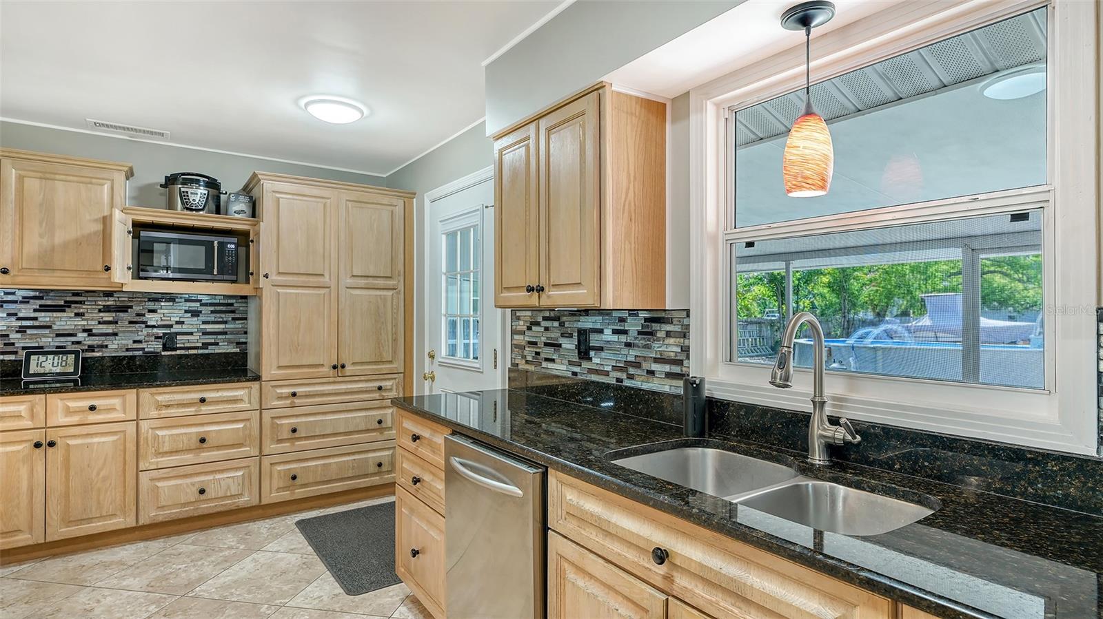 3818 Gocio Rd, Sarasota, FL 34235 — photo 18 of 65