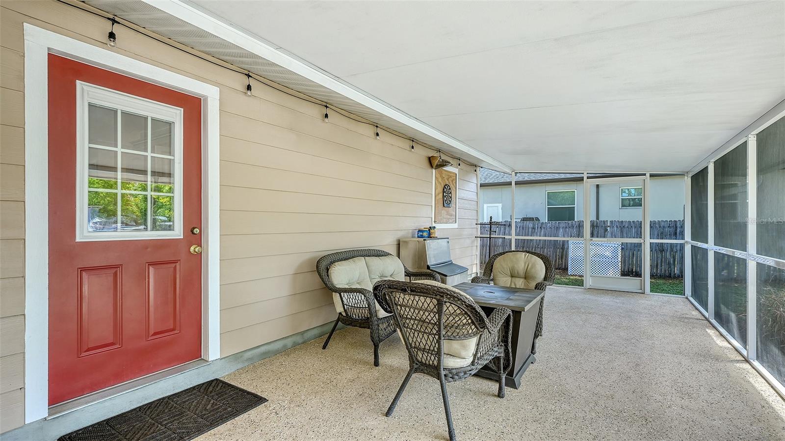 screened lanai