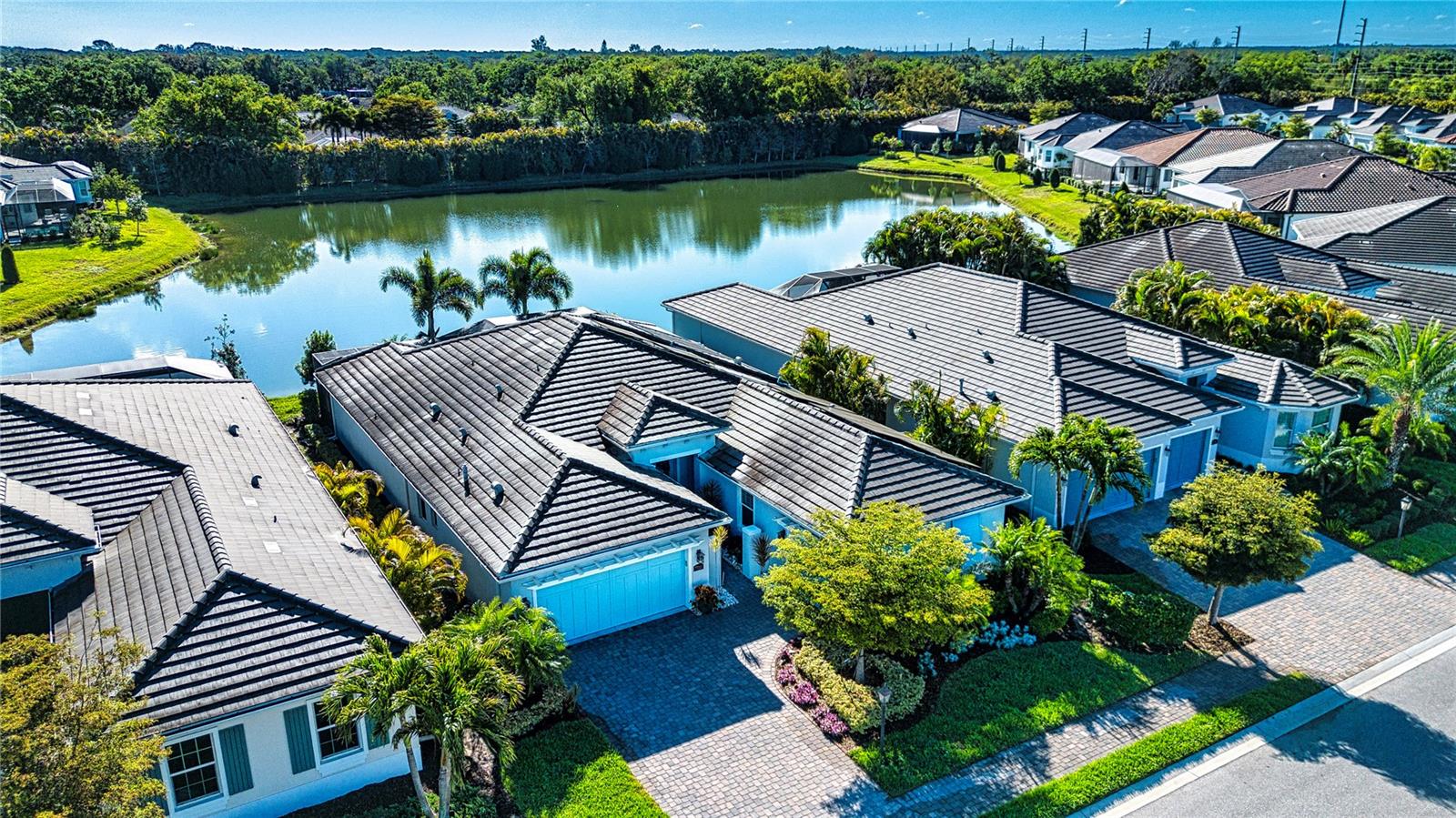 7732 Sandhill Lake Dr, Sarasota, FL 34241 — photo 5 of 100