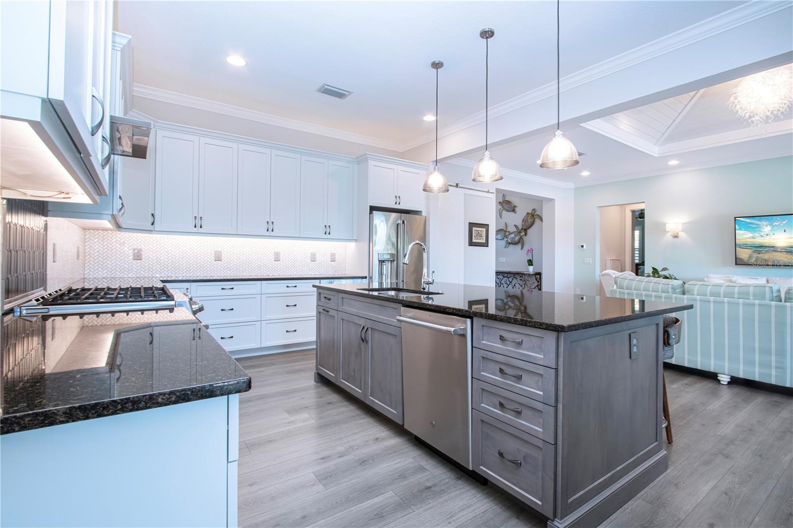 7732 Sandhill Lake Dr, Sarasota, FL 34241 — photo 47 of 100