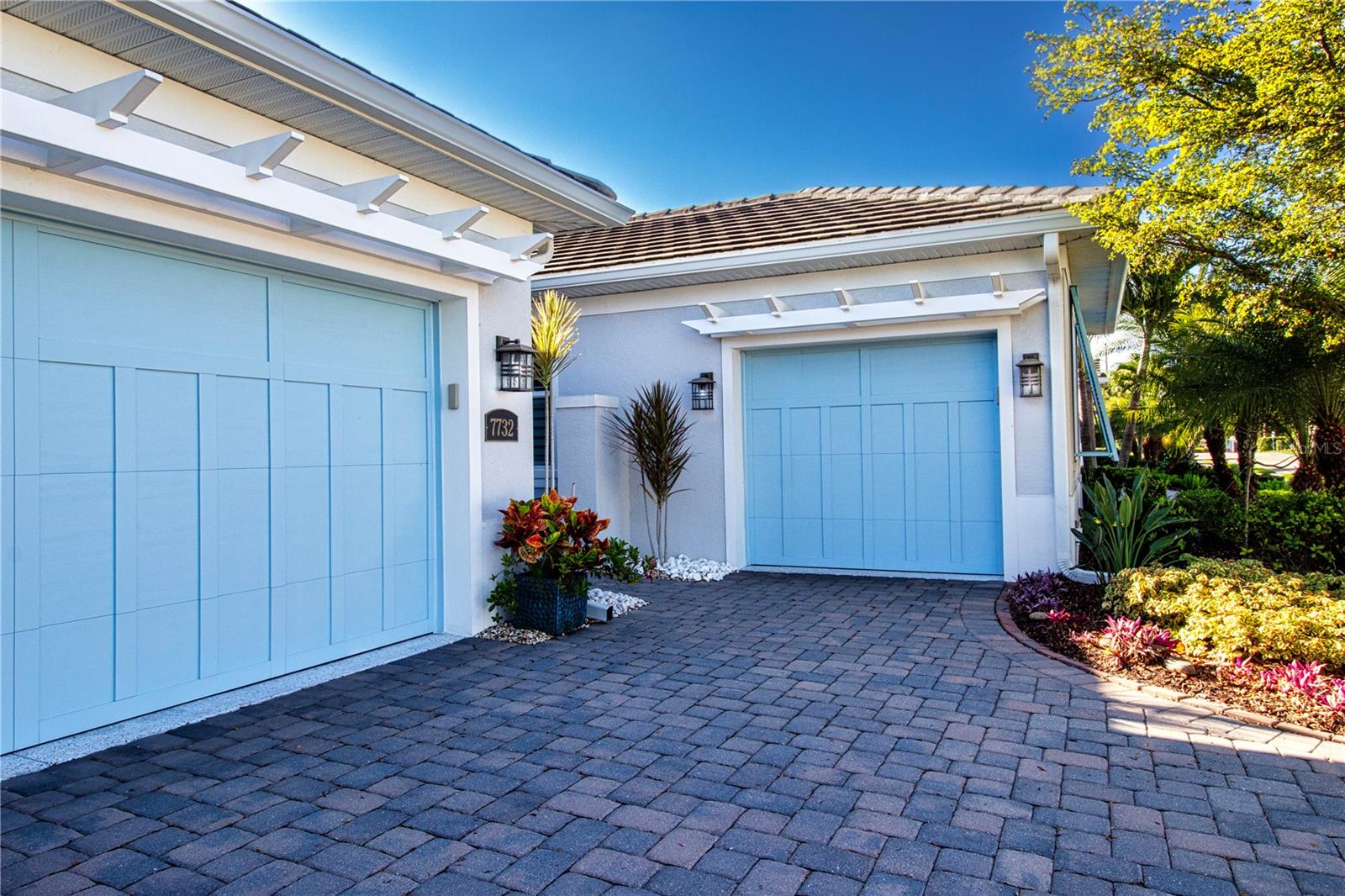 7732 Sandhill Lake Dr, Sarasota, FL 34241 — photo 9 of 100