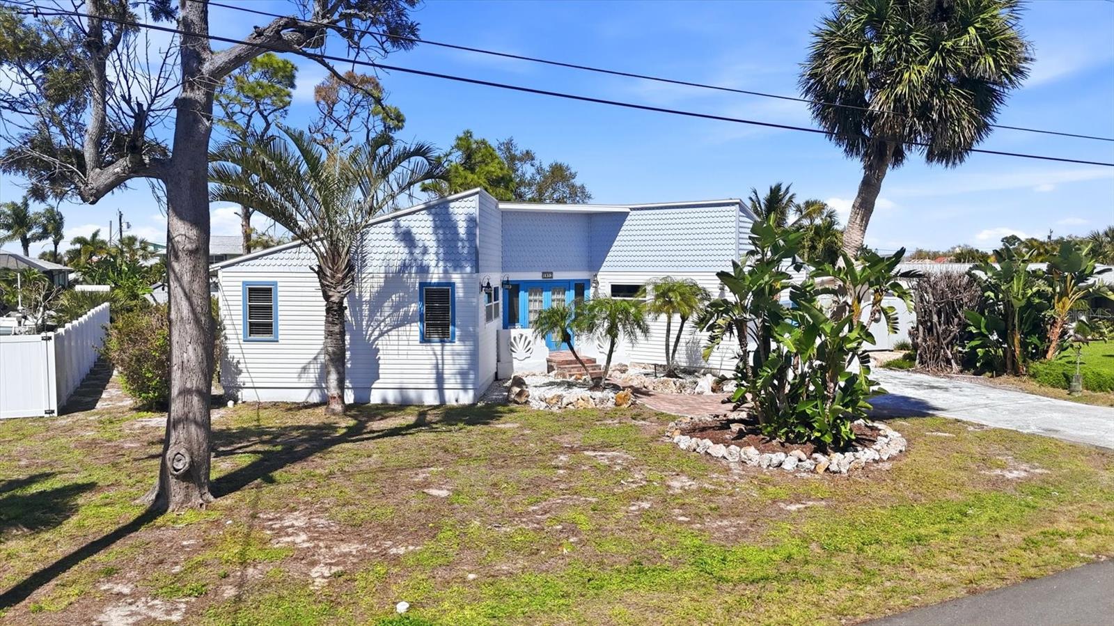 1052 Kant St, Englewood, FL 34224 — photo 3 of 58