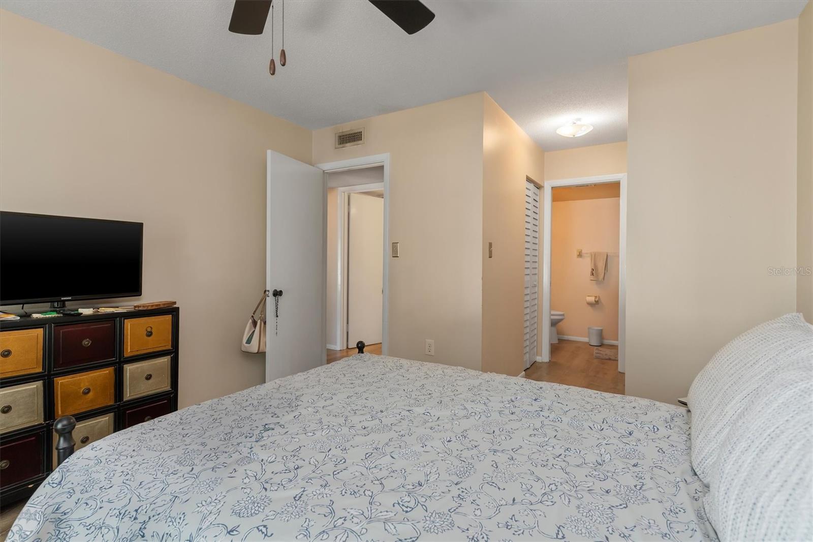 2437 Harbor Blvd #204, Port Charlotte, FL 33952 — photo 12 of 38