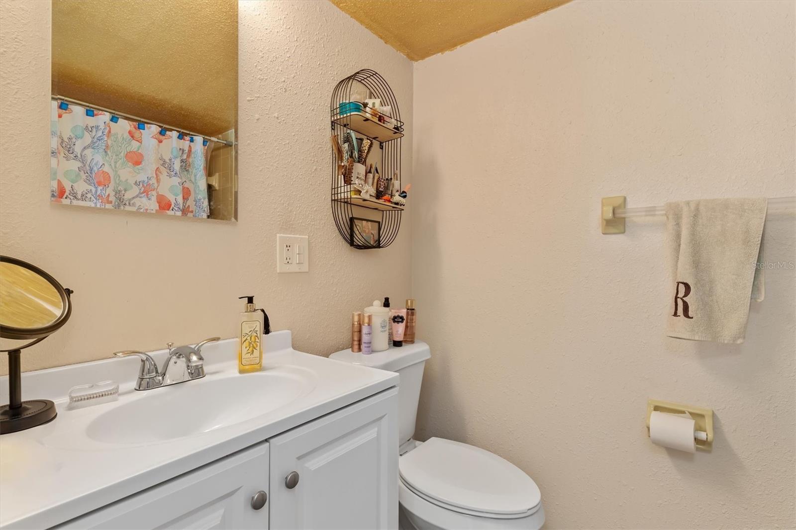 2437 Harbor Blvd #204, Port Charlotte, FL 33952 — photo 14 of 38