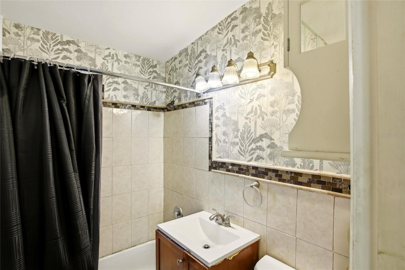 PRIMARY FULL BATH