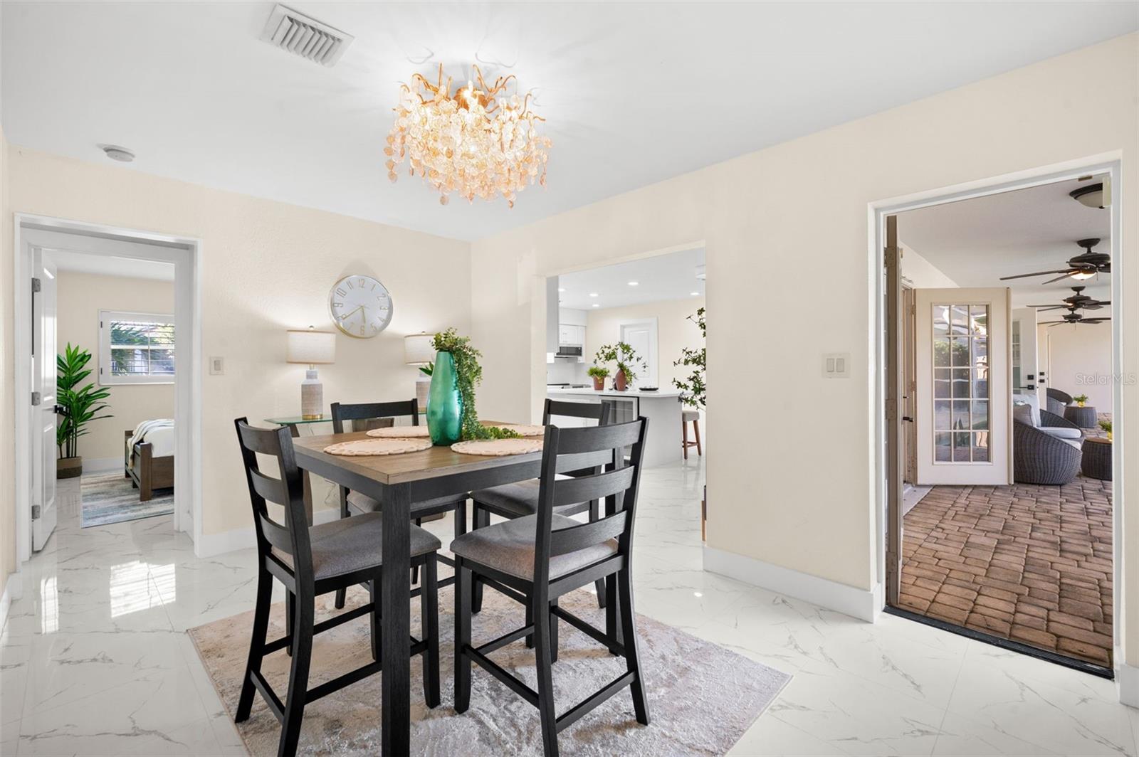 625 W Olympia Ave, Punta Gorda, FL 33950 — photo 14 of 35
