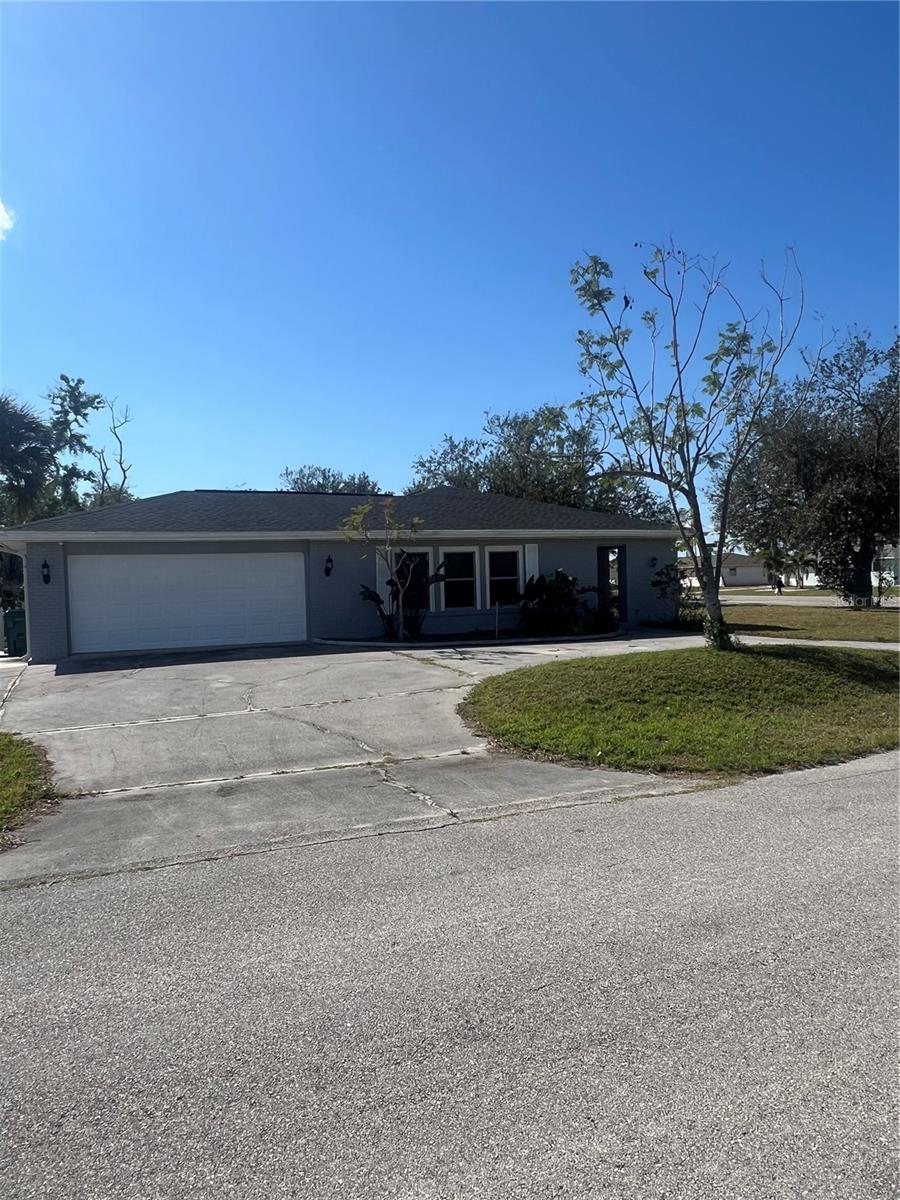 22065 Malone Ave, Port Charlotte, FL 33952 — photo 8 of 62