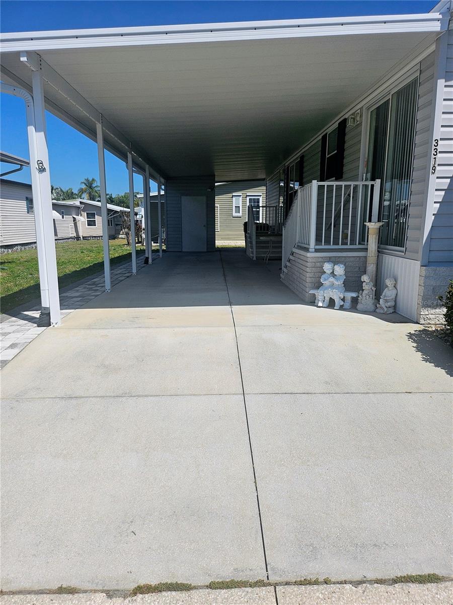 3319 Overcup Oak Ter, Sarasota, FL 34237 — photo 4 of 76