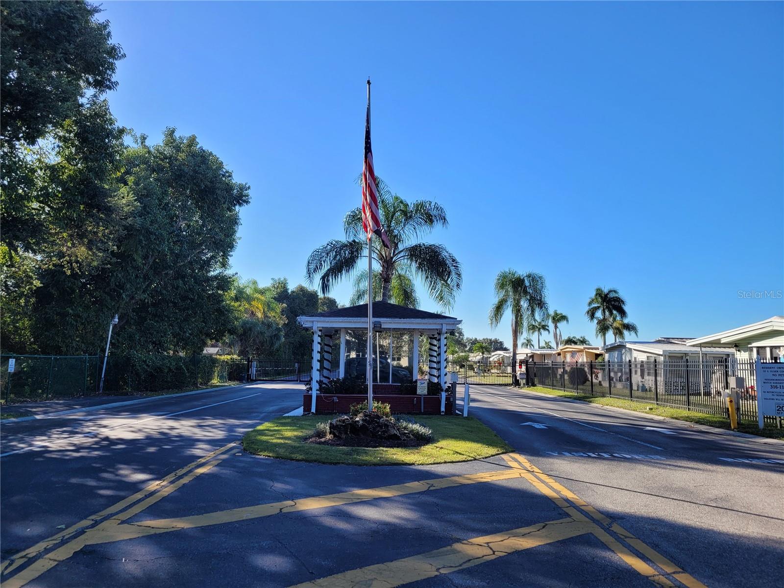 3319 Overcup Oak Ter, Sarasota, FL 34237 — photo 52 of 76