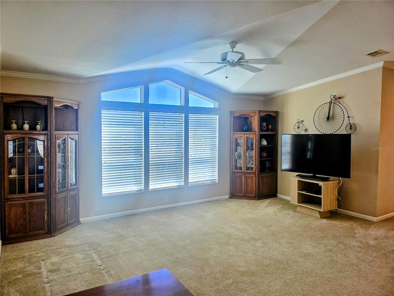 3319 Overcup Oak Ter, Sarasota, FL 34237 — photo 9 of 76