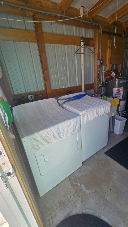 Laundry in Shed