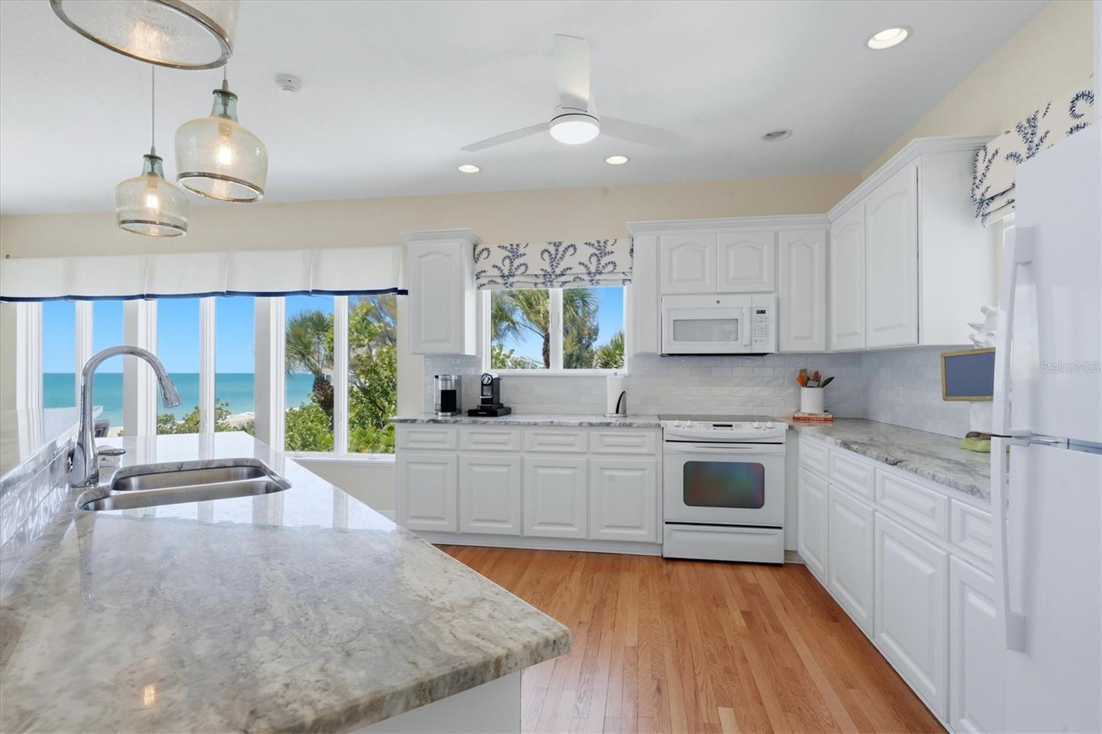 400 S Gulf Blvd, Placida, FL 33946 — photo 18 of 80