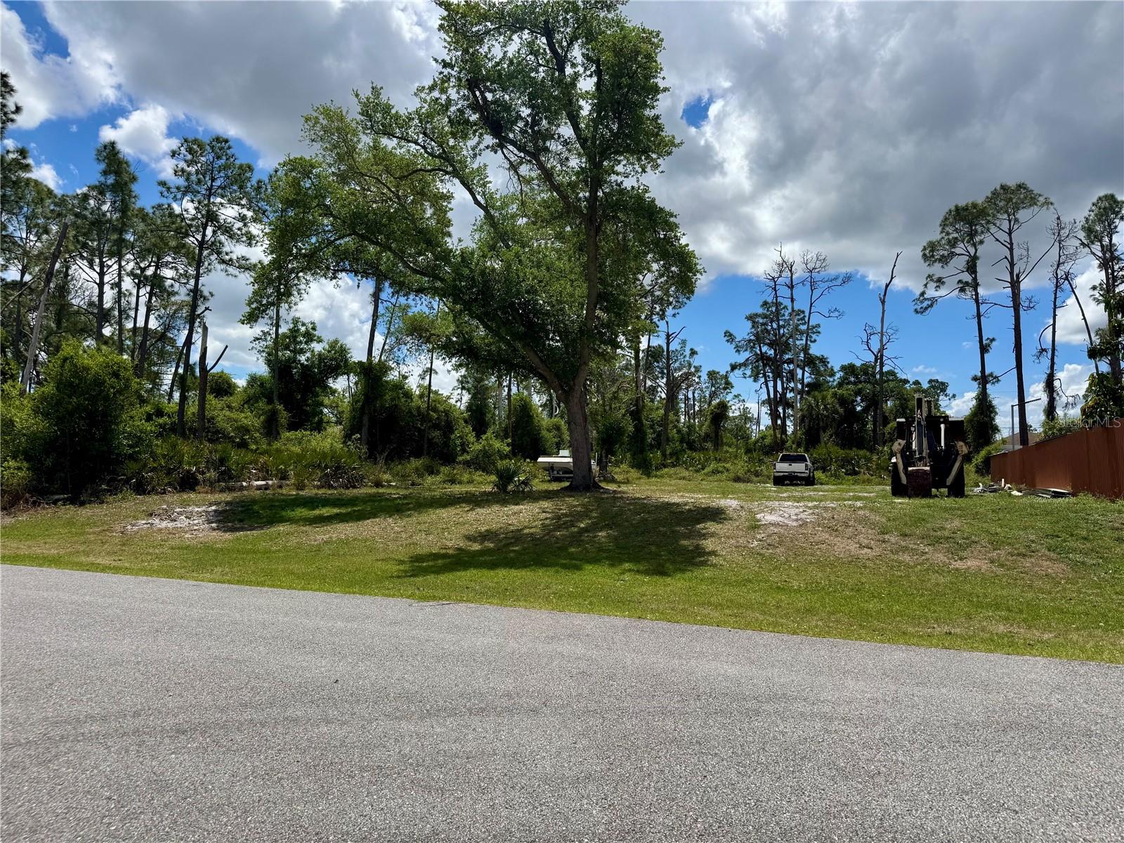 Lot 4 Abernant Ave, North Port, FL 34287 · MLS# N6143707 — photo 1 of 1
