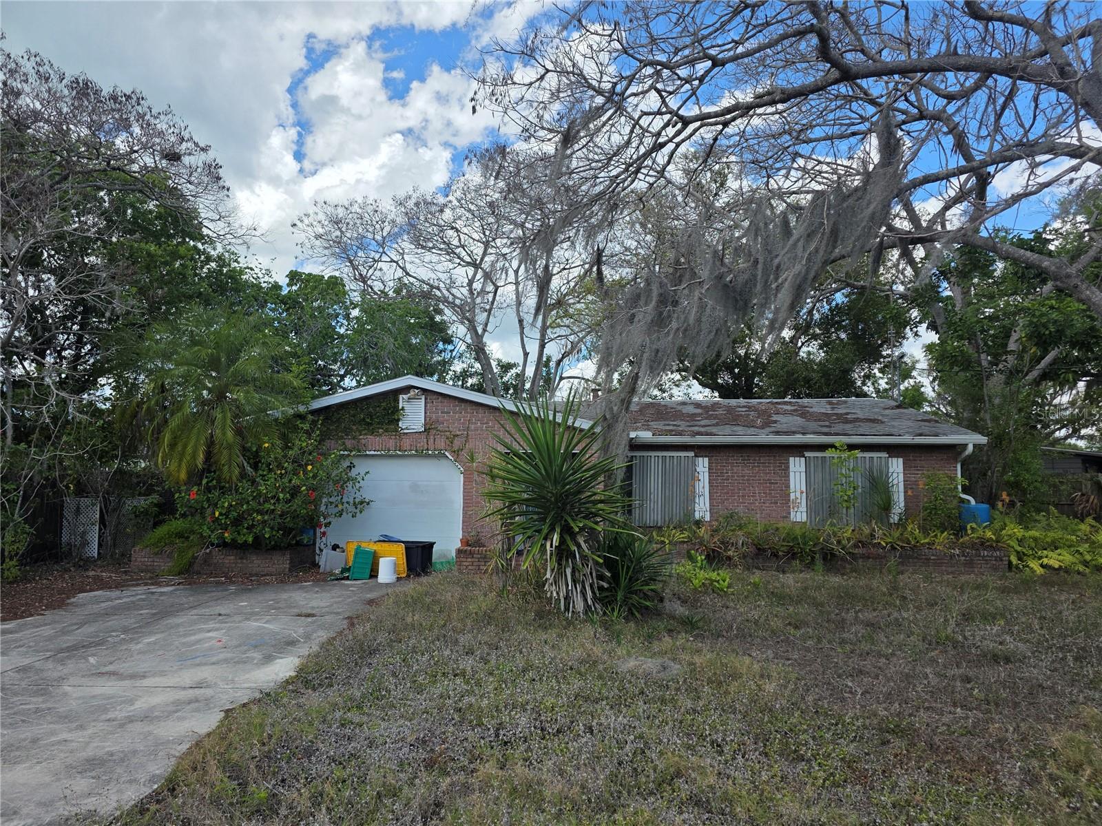 1016 Greer Dr, Sarasota, FL 34237 — photo 1 of 14