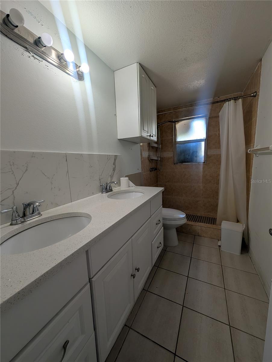 2731 17th St, Sarasota, FL 34234 — photo 12 of 16