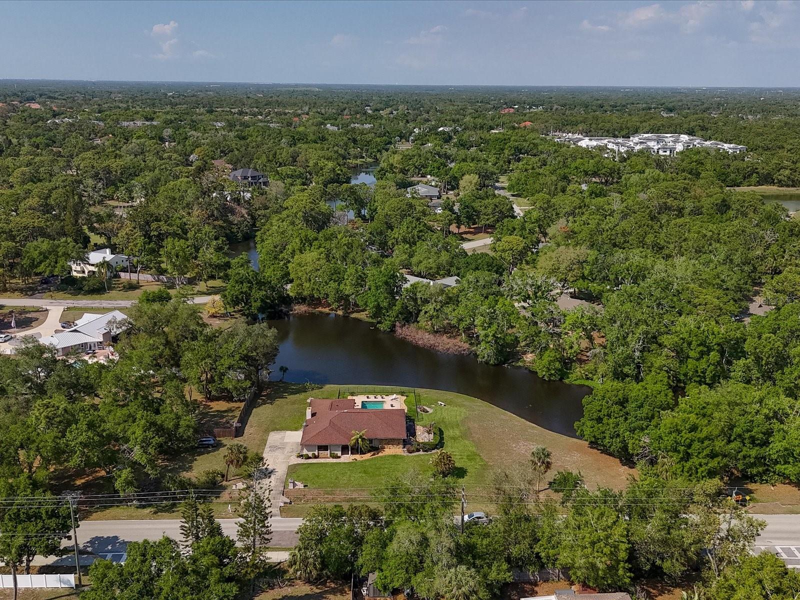 3927 Desoto Rd, Sarasota, FL 34235 — photo 2 of 67
